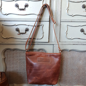 Cecilia in Tobbaco by Boot & Rally