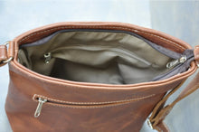 Cecilia in Tobbaco by Boot & Rally