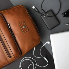 Compact Jekyll and Hide Laptop Backpack